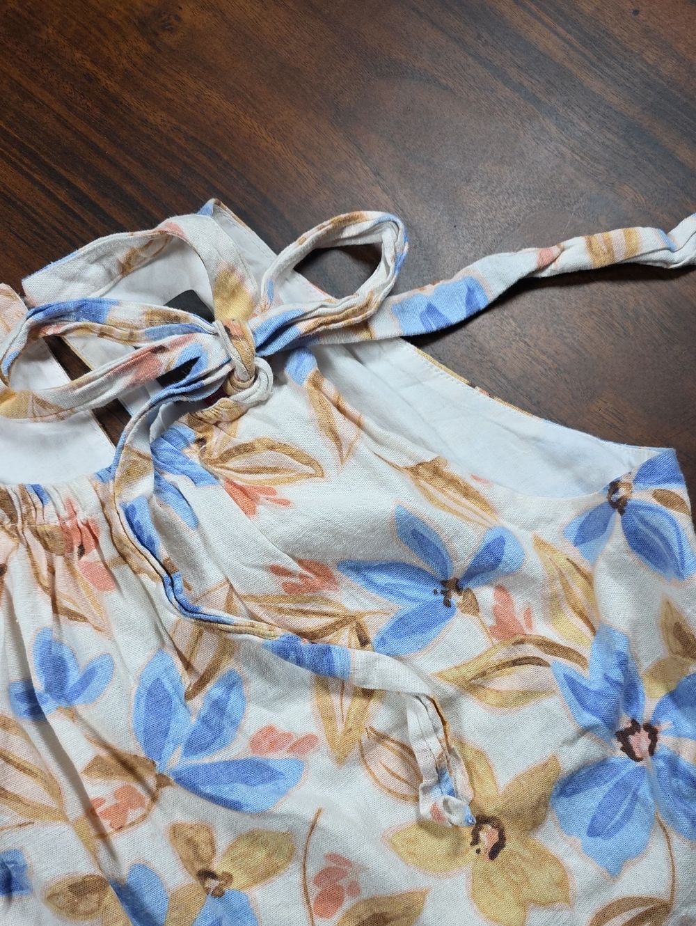 Vince Camuto🌼  Floral Dress in Blue & Peach🌼sz 6 Like New🌼POCKETS🌿